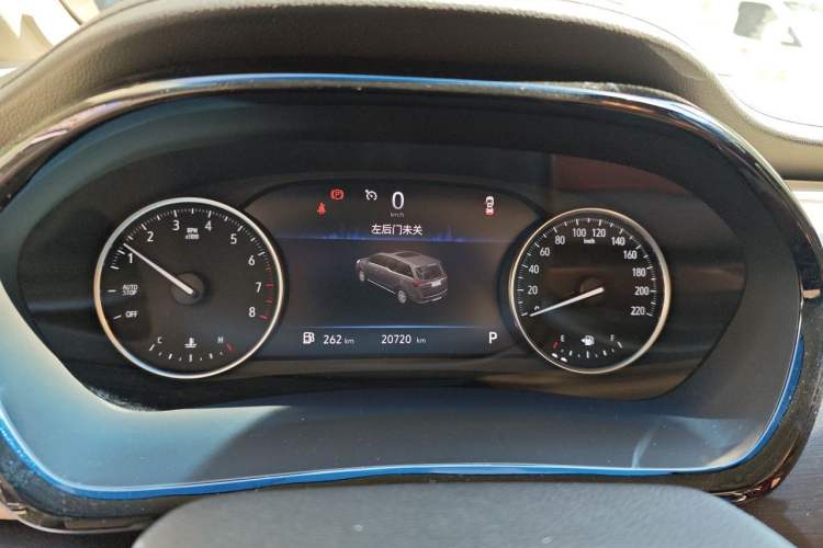 Used Buick GL8 2023 Facelifted Land Cruiser Executive Luxury Version Instrument Cluster