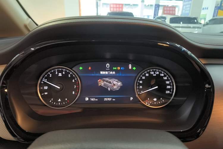 Used Buick GL8 2023 Facelifted Land Cruiser Executive Luxury Version Instrument Cluster