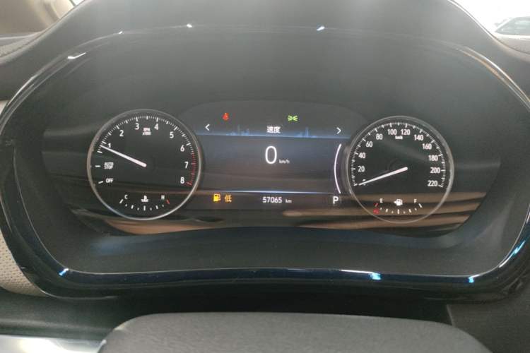 Used Buick GL8 2023 Facelifted Land Cruiser Executive Luxury Version Instrument Cluster