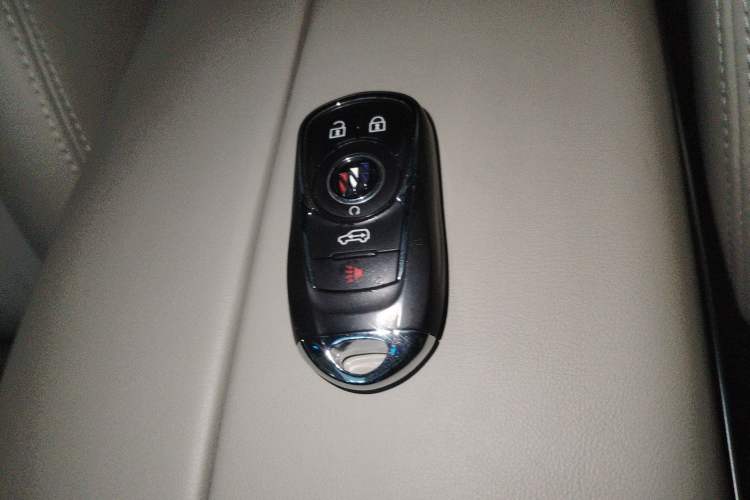 Used Buick GL8 2023 ES Lu Zun Comfort Model Interior 1