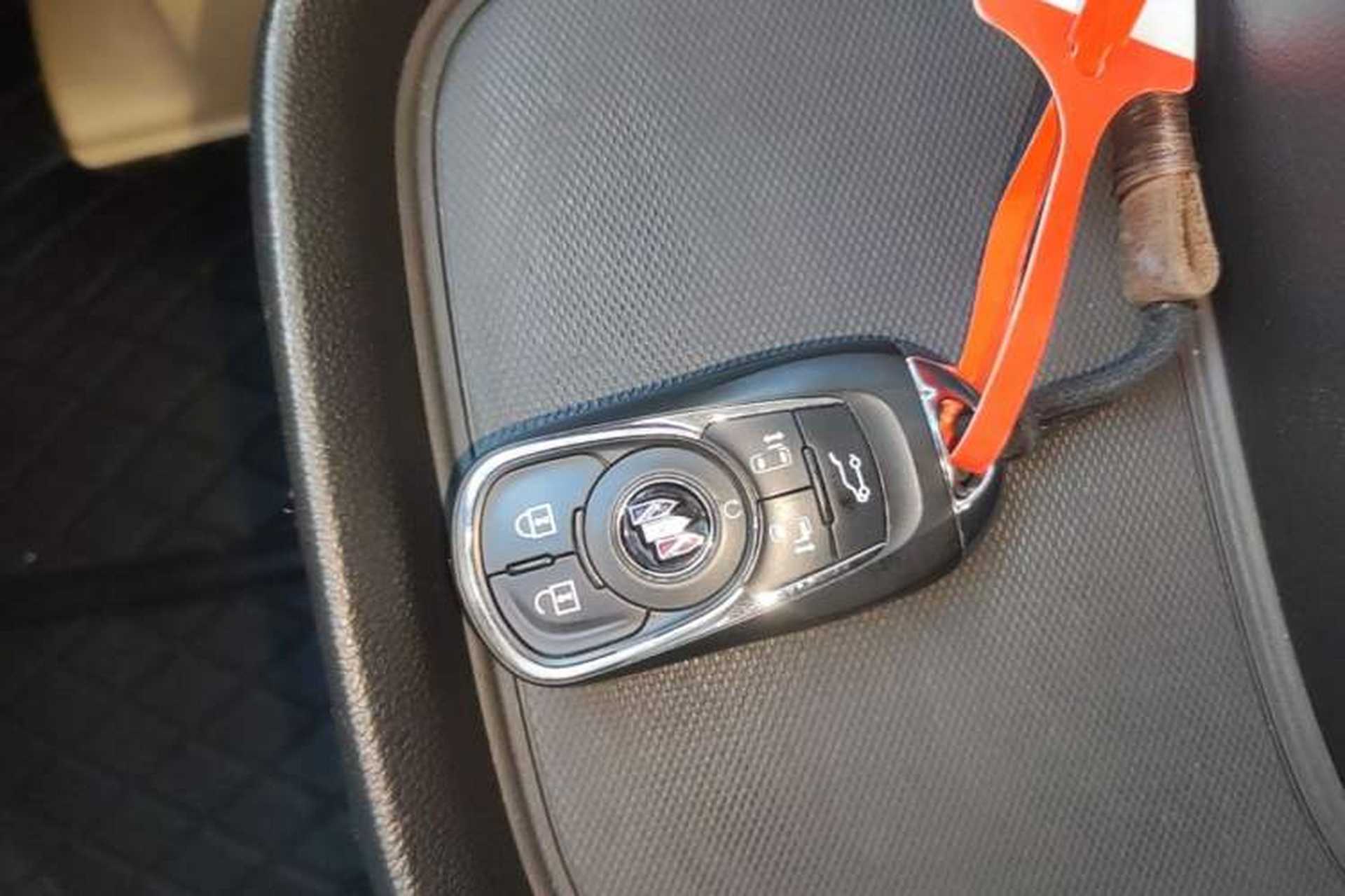 Used Buick GL8 2023 ES Lu Zun Flagship Model Interior 1