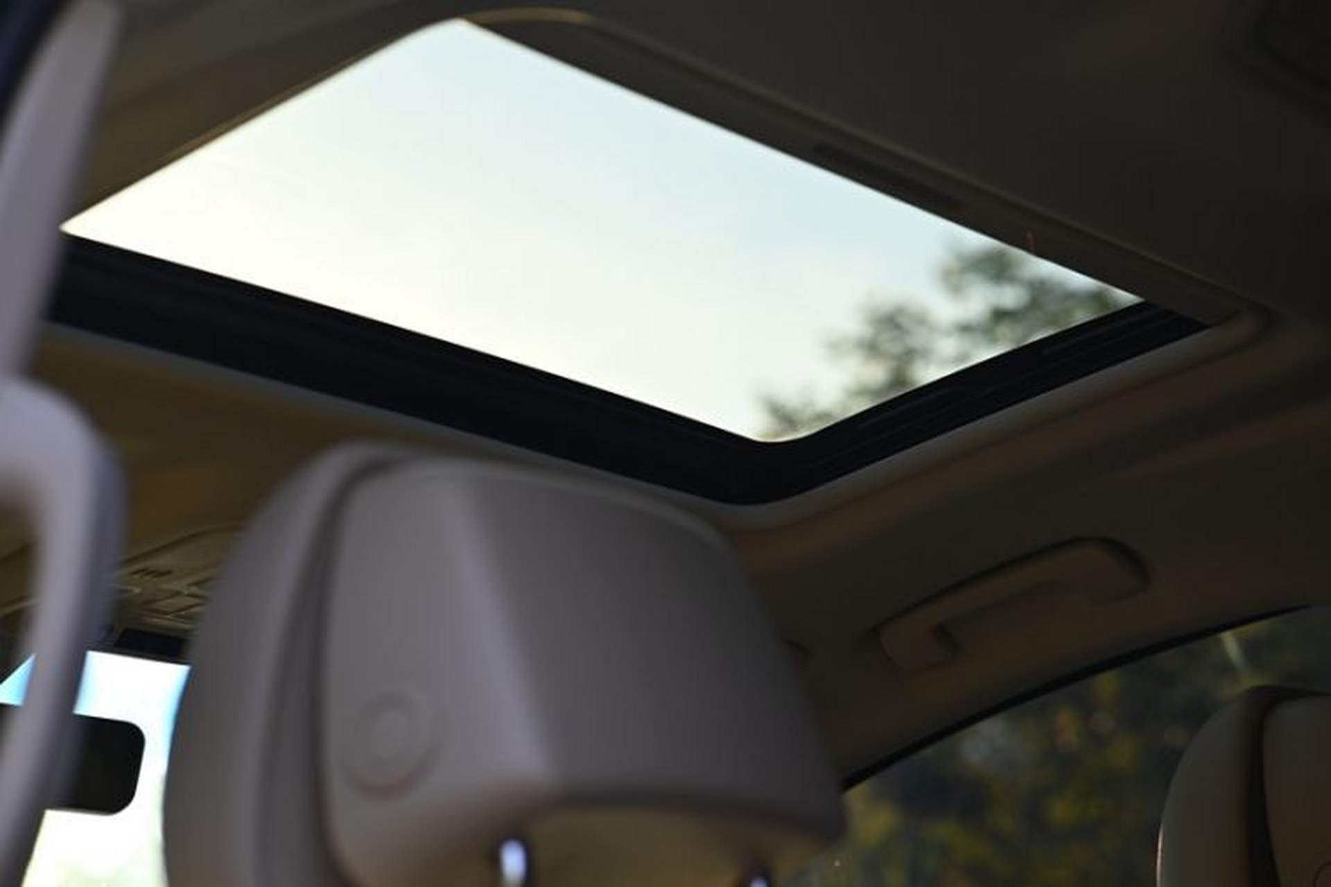 Used Buick GL8 2023 ES Lu Zun Deluxe Model Interior 1