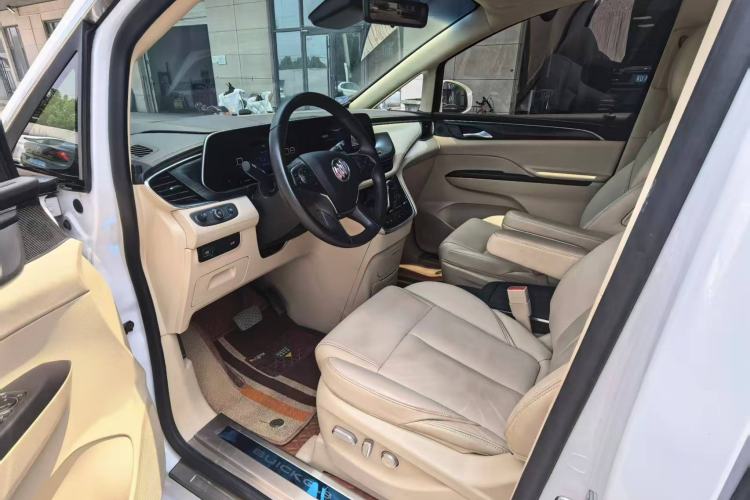 Used Buick GL8 2023 ES Lu Zun Deluxe Model Interior 1