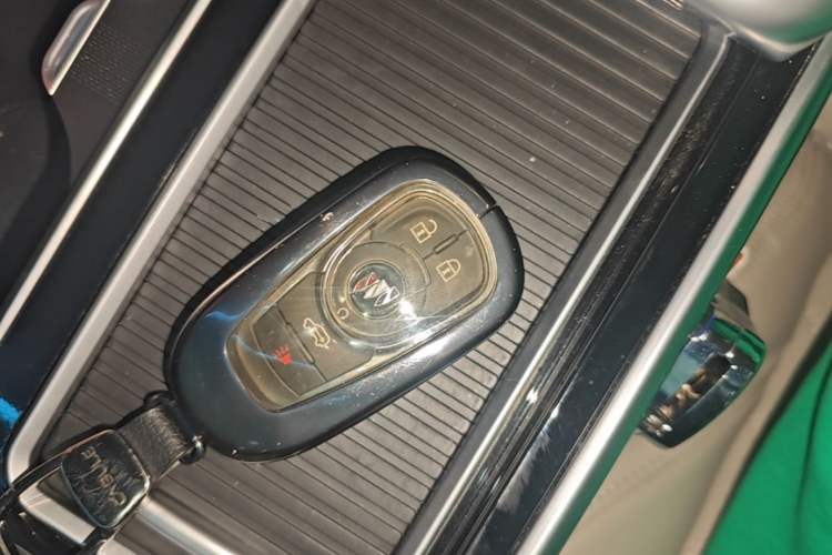 Used Buick GL8 2023 ES Lu Zun Comfort Model Interior 1