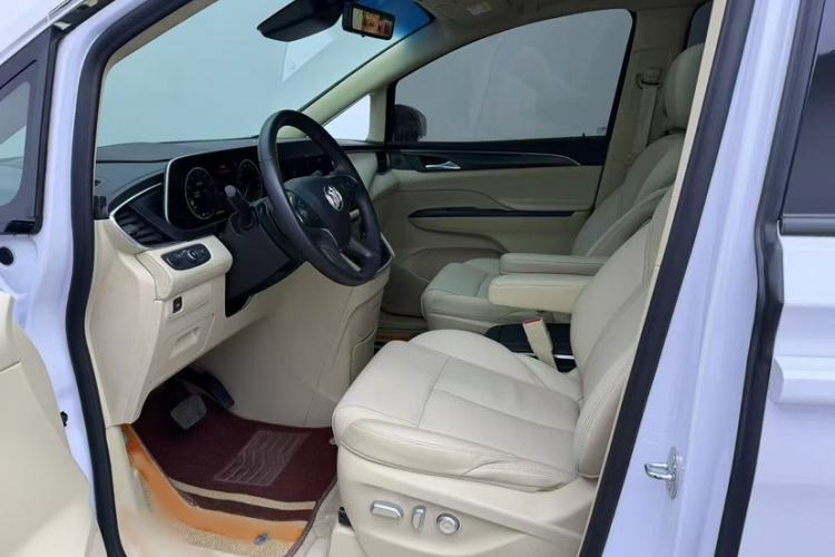 Used Buick GL8 2023 ES Lu Zun Deluxe Model Interior 1