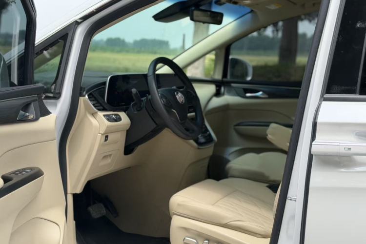 Used Buick GL8 2023 ES Lu Zun Luxury Model Interior 1