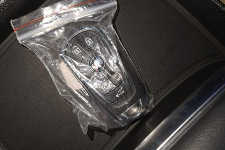 Used Buick GL8 2023 ES Lu Zun Luxury Model Interior 1
