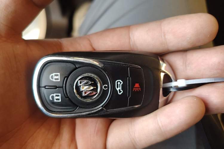 Used Buick GL8 2023 Land Executive Class 652T Luxury Model Interior 1