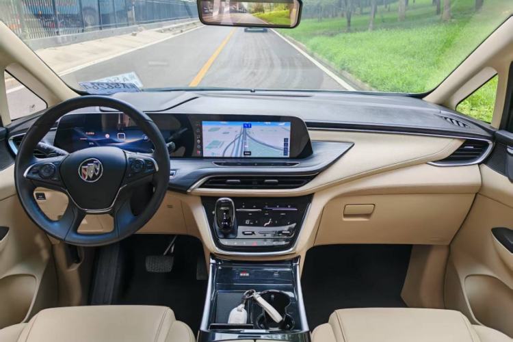 Used Buick GL8 2023 ES Lu Zun Deluxe Model Interior 1