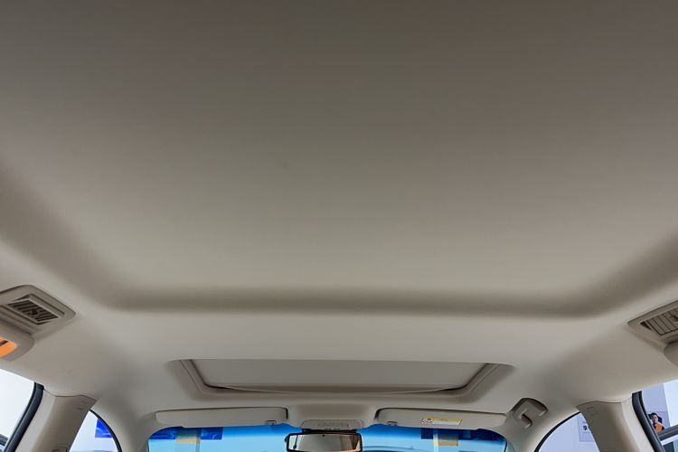 Used Buick GL8 2023 Facelifted Land Cruiser Executive Luxury Version Interior 11