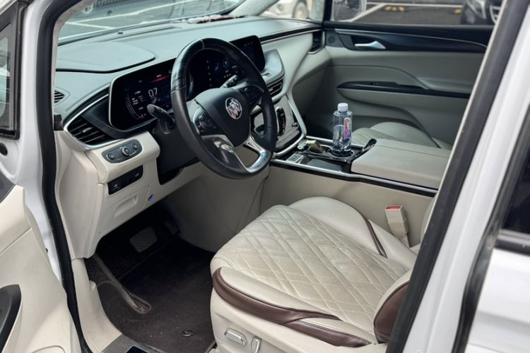 Used Buick GL8 2023 ES Lu Zun Comfort Model Interior 2
