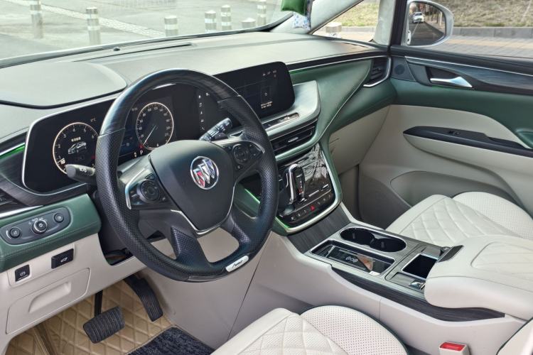 Used Buick GL8 2023 ES Lu Zun Comfort Model Interior 2