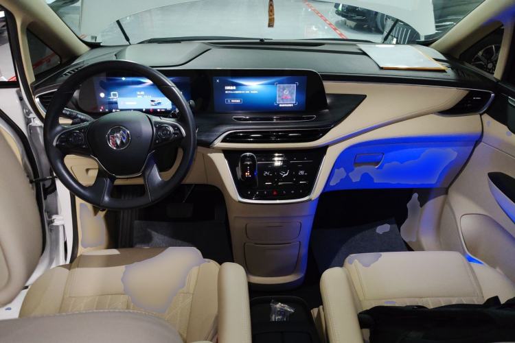 Used Buick GL8 2023 ES Lu Zun Luxury Model Interior 2