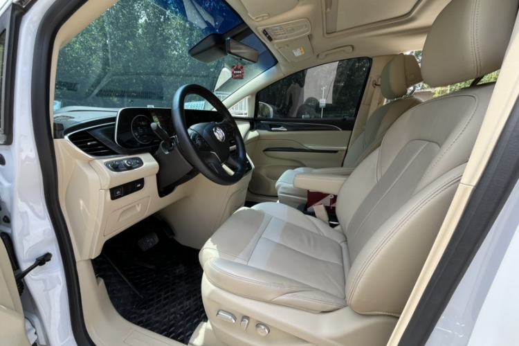 Used Buick GL8 2023 ES Lu Zun Deluxe Model Interior 3