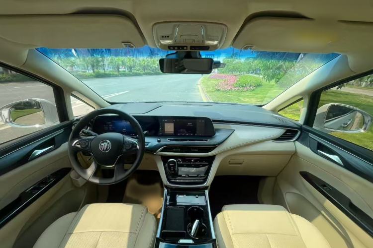 Used Buick GL8 2023 ES Lu Zun Deluxe Model Interior 4
