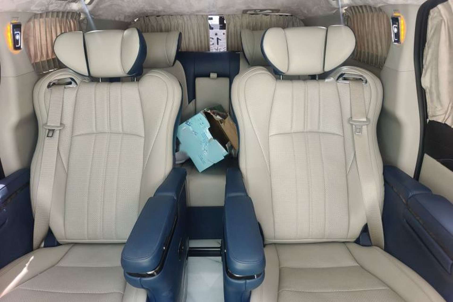 Used Buick GL8 2023 ES Lu Zun Comfort Model Interior 4