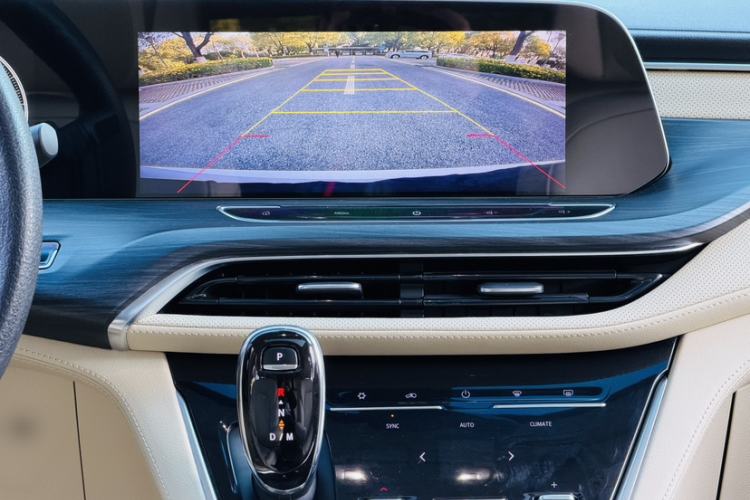 Used Buick GL8 2023 ES Lu Zun Deluxe Model Interior 5