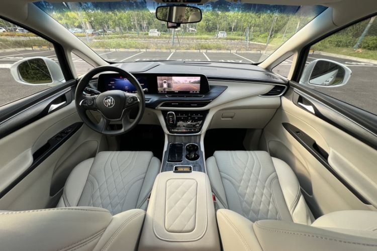Used Buick GL8 2023 ES Lu Zun Comfort Model Interior 6