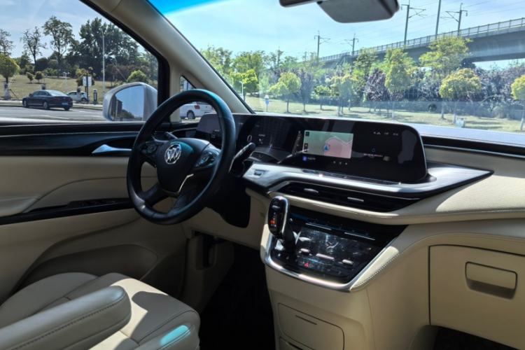 Used Buick GL8 2023 ES Lu Zun Deluxe Model Interior 6