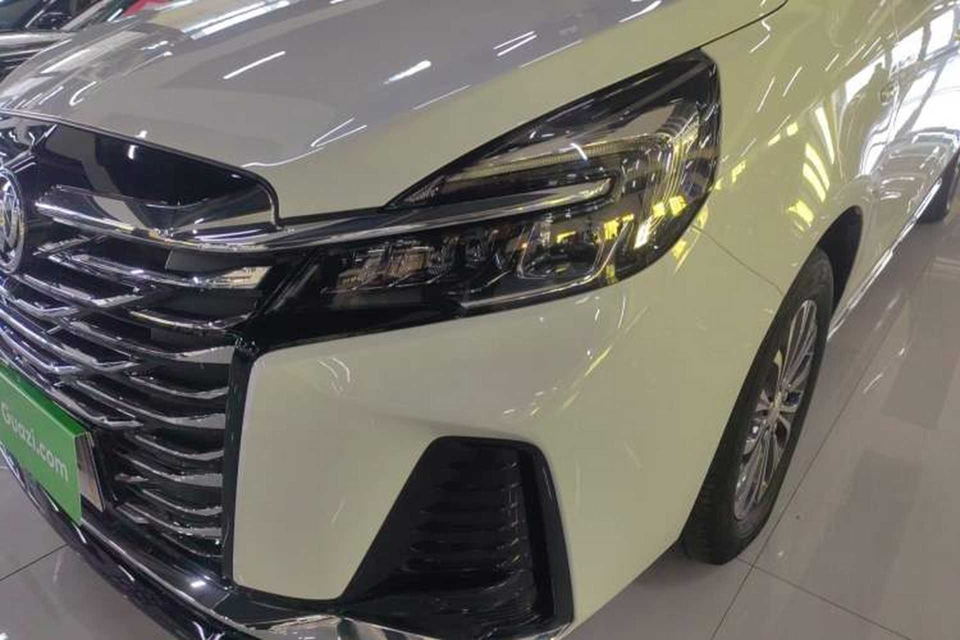 Used Buick GL8 2023 Facelifted Land Cruiser Executive Luxury Version Left Front Headlight
