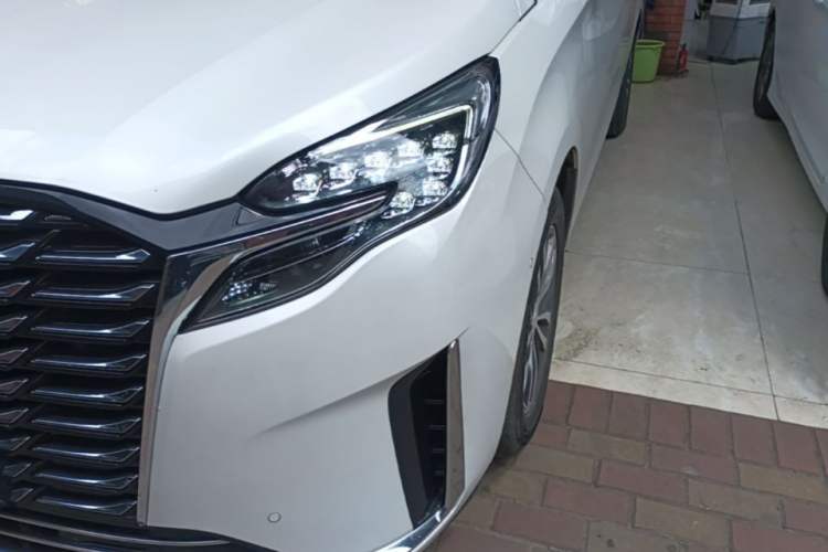 Used Buick GL8 2023 ES Lu Zun Deluxe Model Left Front Headlight