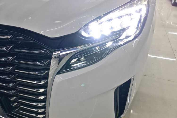 Used Buick GL8 2023 ES Lu Zun Comfort Model Left Front Headlight