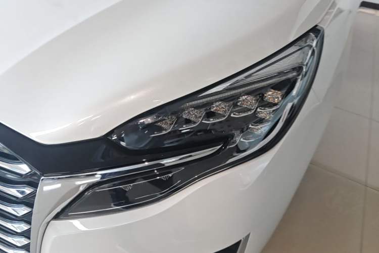 Used Buick GL8 2023 ES Lu Zun Deluxe Model Left Front Headlight