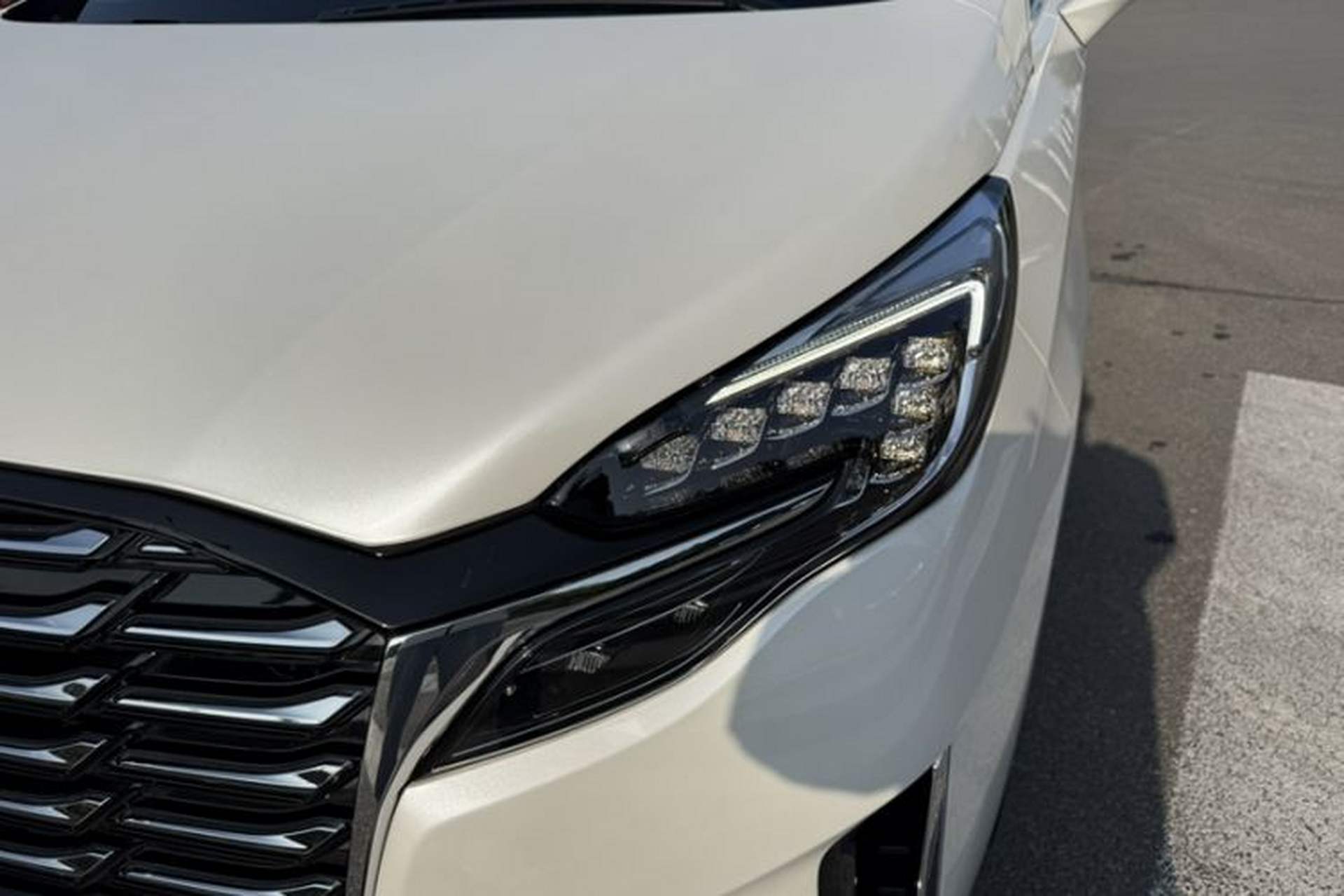 Used Buick GL8 2023 ES Lu Zun Deluxe Model Left Front Headlight