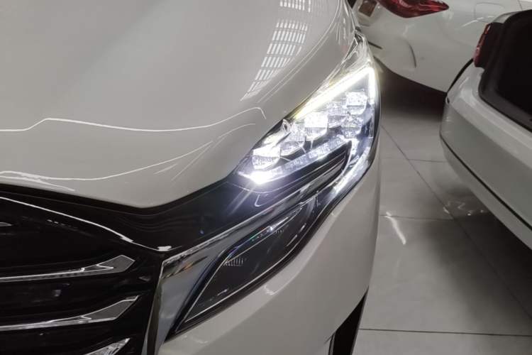 Used Buick GL8 2023 ES Lu Zun Deluxe Model Left Front Headlight