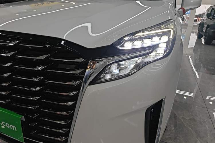 Used Buick GL8 2023 ES Lu Zun Luxury Model Left Front Headlight