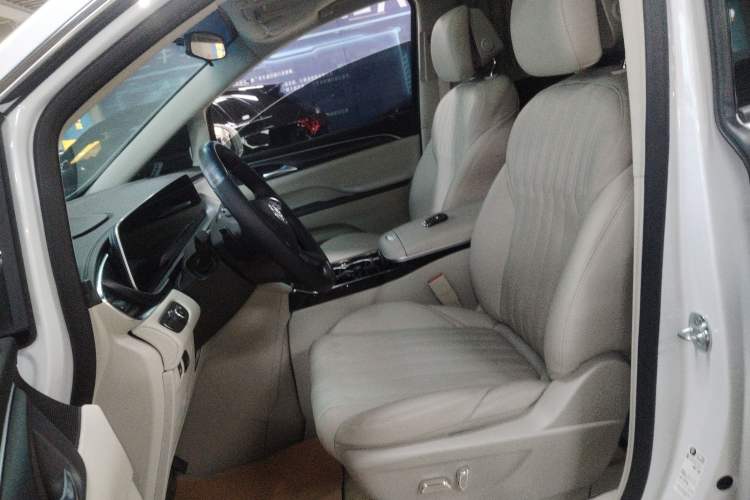 Used Buick GL8 2023 ES Lu Zun Comfort Model Left Front Seat