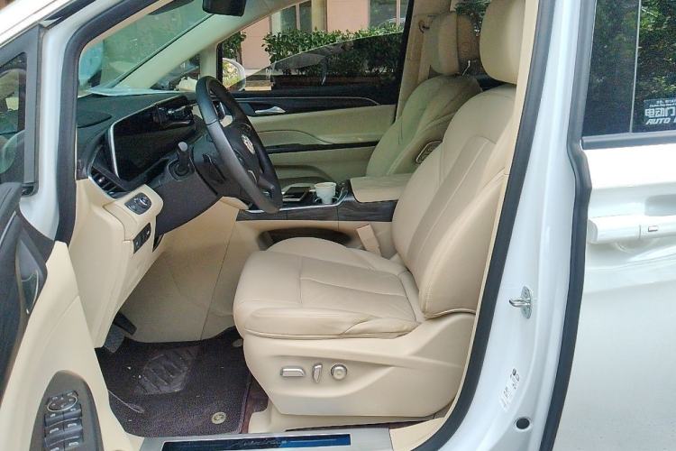 Used Buick GL8 2023 ES Lu Zun Deluxe Model Left Front Seat