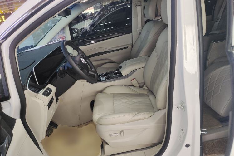 Used Buick GL8 2023 ES Lu Zun Comfort Model Left Front Seat