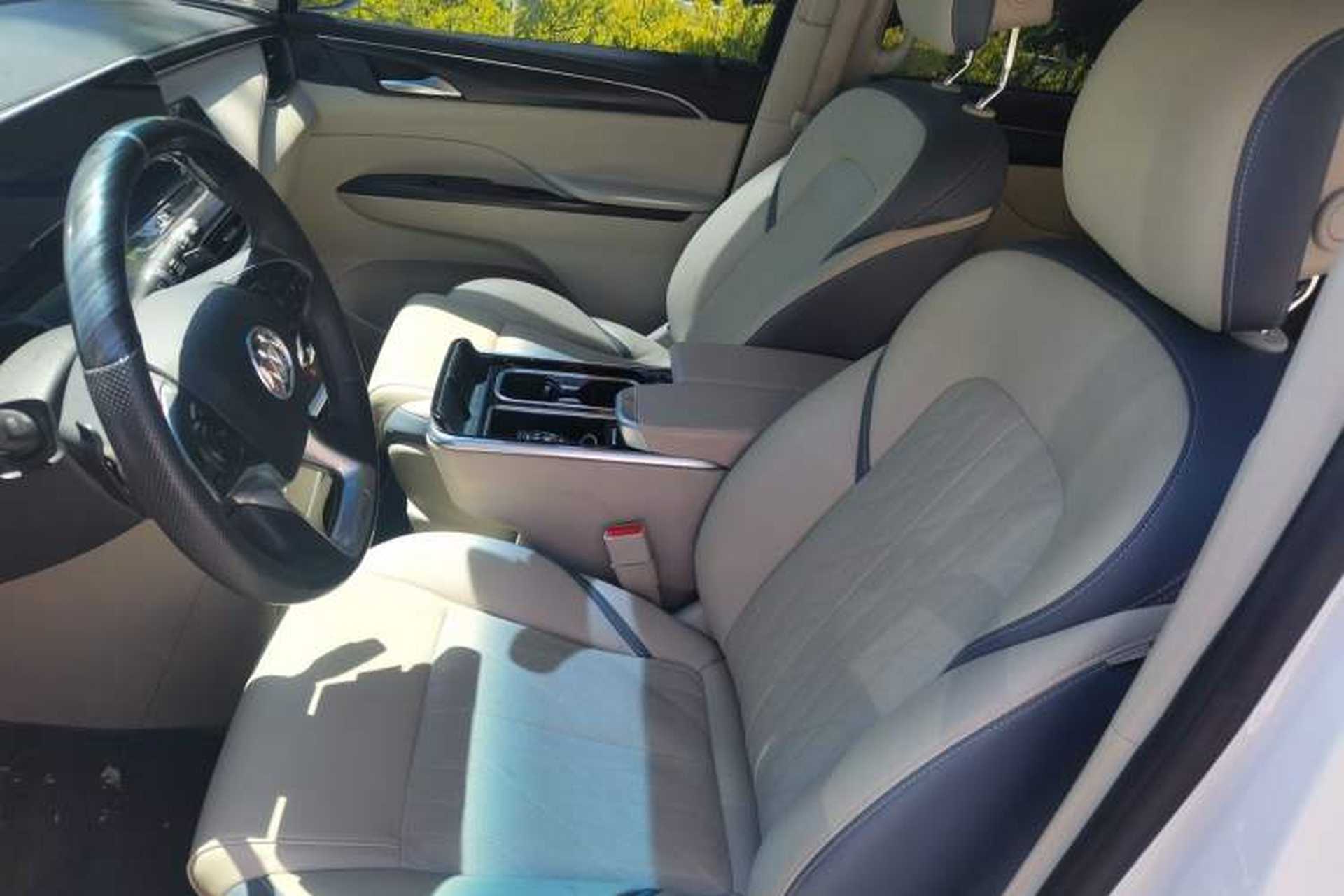 Used Buick GL8 2023 ES Lu Zun Comfort Model Left Front Seat