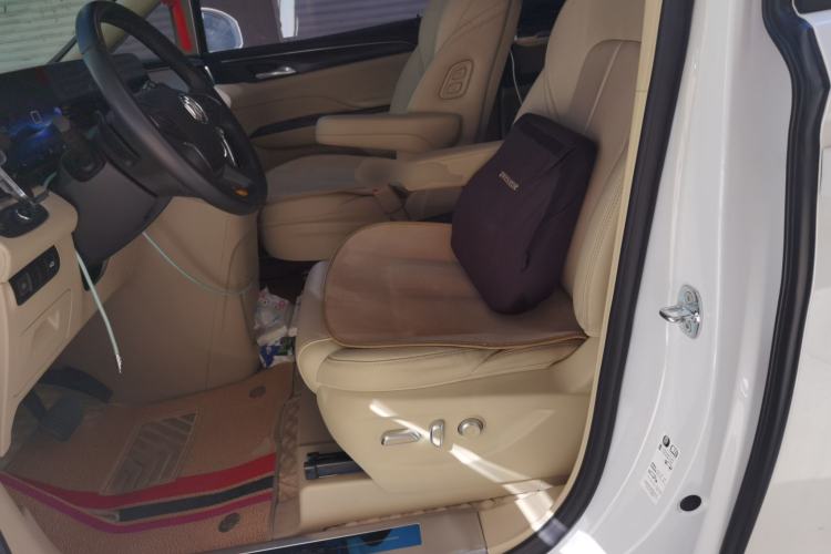 Used Buick GL8 2023 ES Lu Zun Deluxe Model Left Front Seat