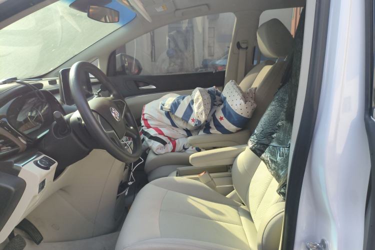 Used Buick GL8 2023 Land Executive Class Comfort Model Left Front Seat