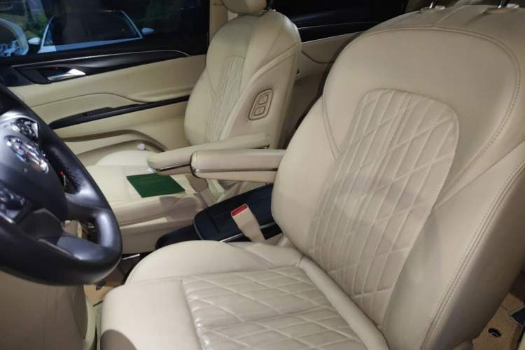 Used Buick GL8 2023 ES Lu Zun Luxury Model Left Front Seat