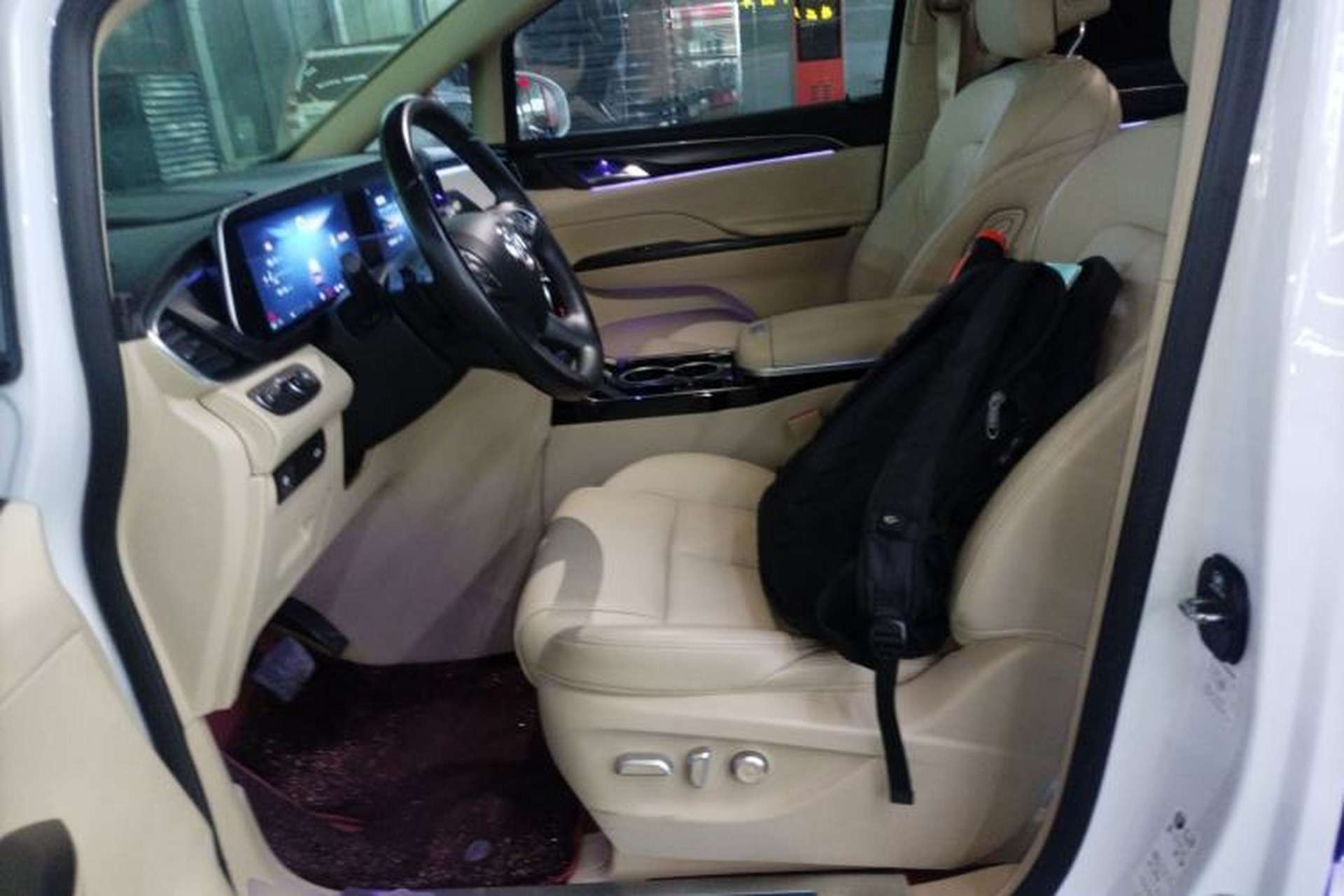 Used Buick GL8 2023 ES Lu Zun Deluxe Model Left Front Seat