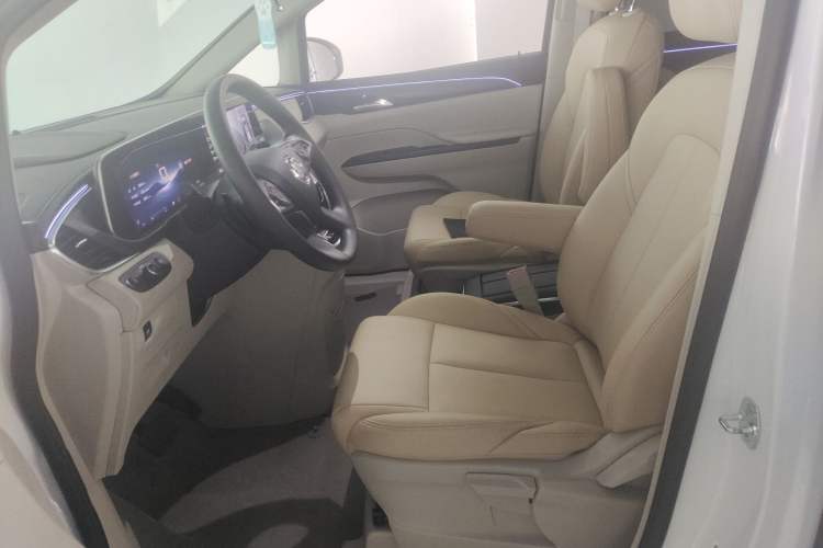 Used Buick GL8 2023 ES Lu Zun Comfort Model Left Front Seat