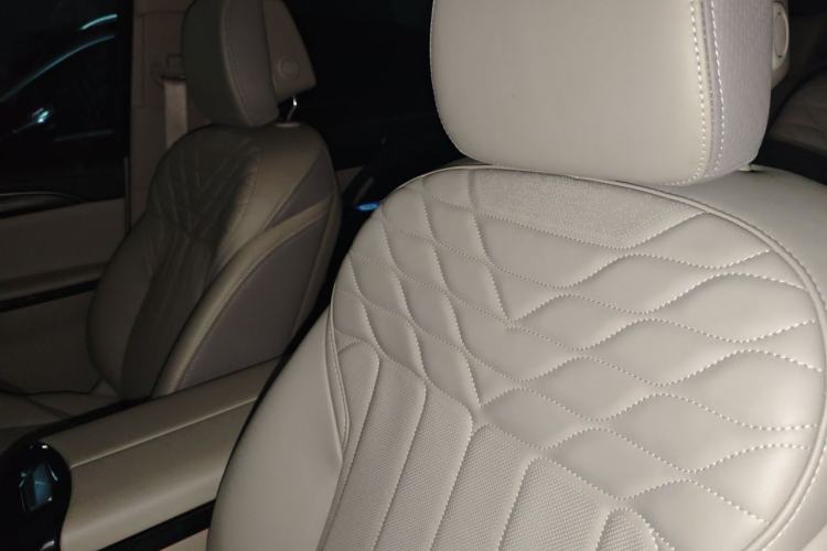 Used Buick GL8 2023 ES Lu Zun Comfort Model Left Front Seat