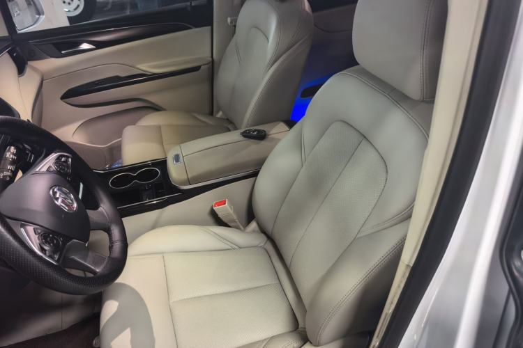 Used Buick GL8 2023 ES Lu Zun Comfort Model Left Front Seat