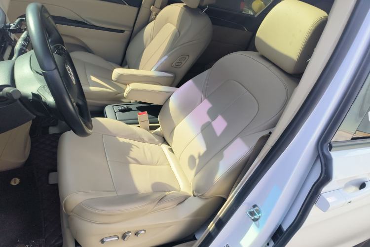 Used Buick GL8 2023 ES Lu Zun Deluxe Model Left Front Seat