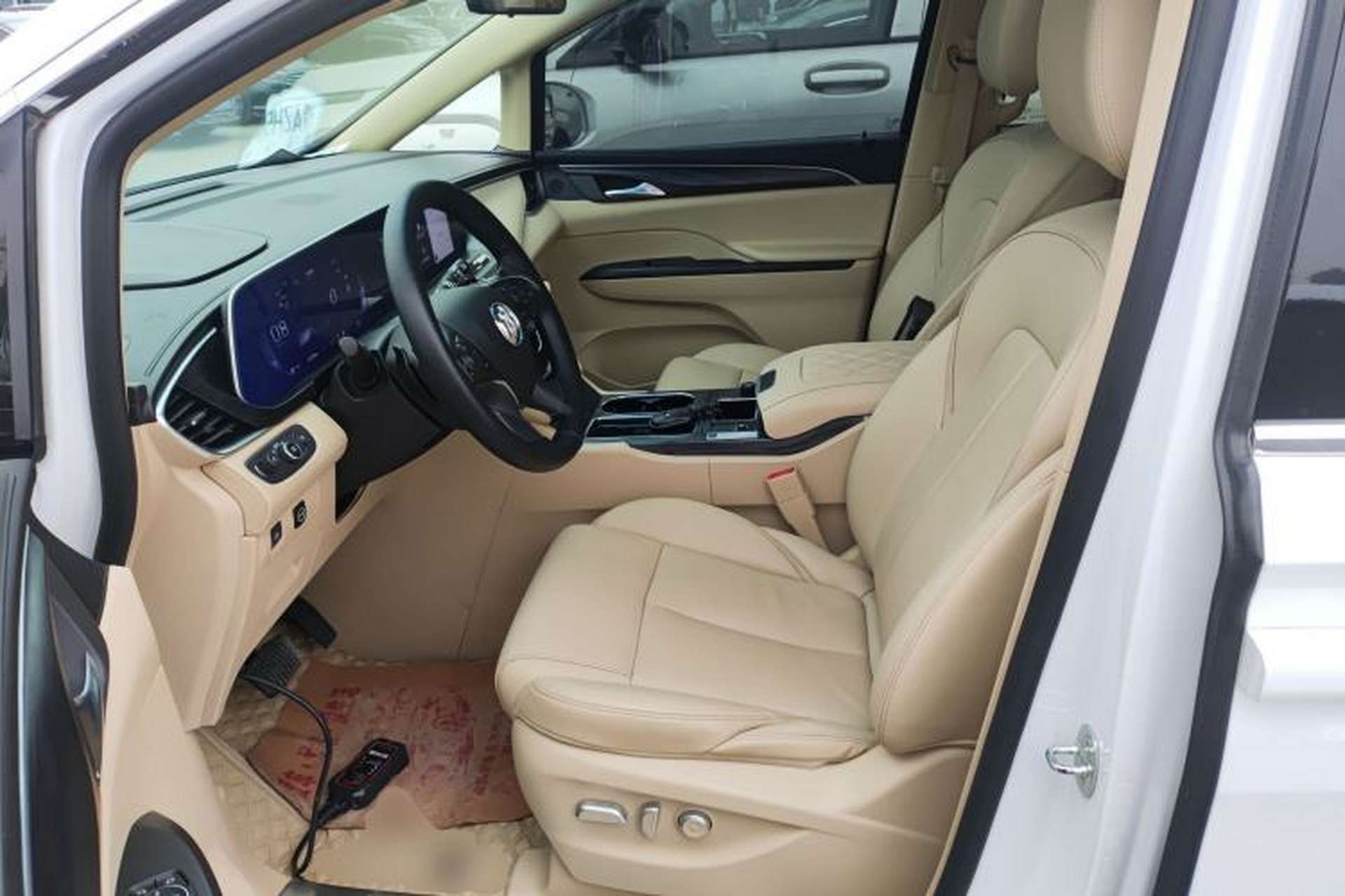 Used Buick GL8 2023 ES Lu Zun Deluxe Model Left Front Seat