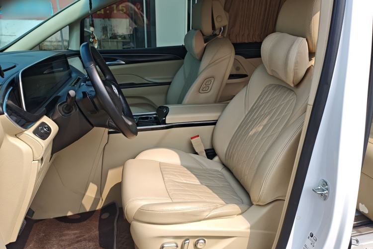 Used Buick GL8 2023 ES Lu Zun Luxury Model Left Front Seat
