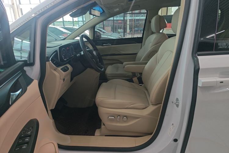 Used Buick GL8 2023 ES Lu Zun Deluxe Model Left Front Seat