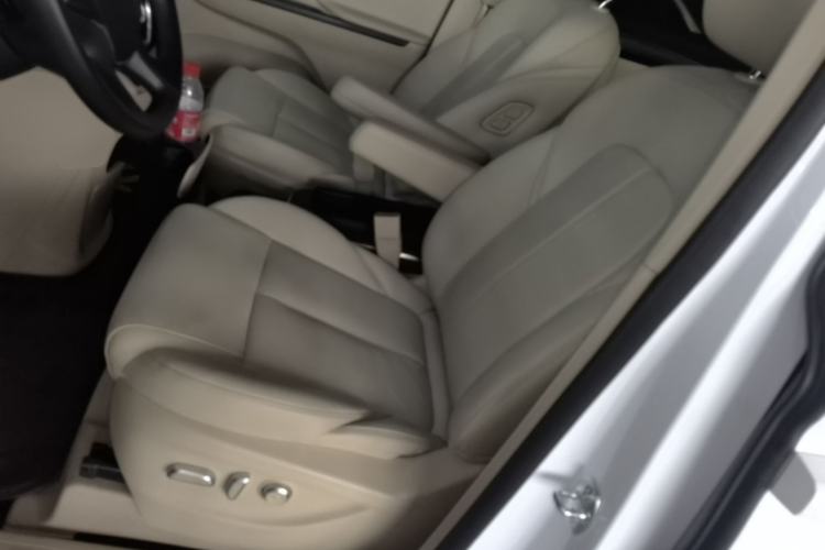Used Buick GL8 2023 ES Lu Zun Deluxe Model Left Front Seat