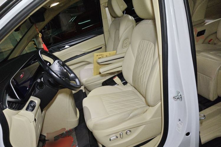 Used Buick GL8 2023 ES Lu Zun Luxury Model Left Front Seat