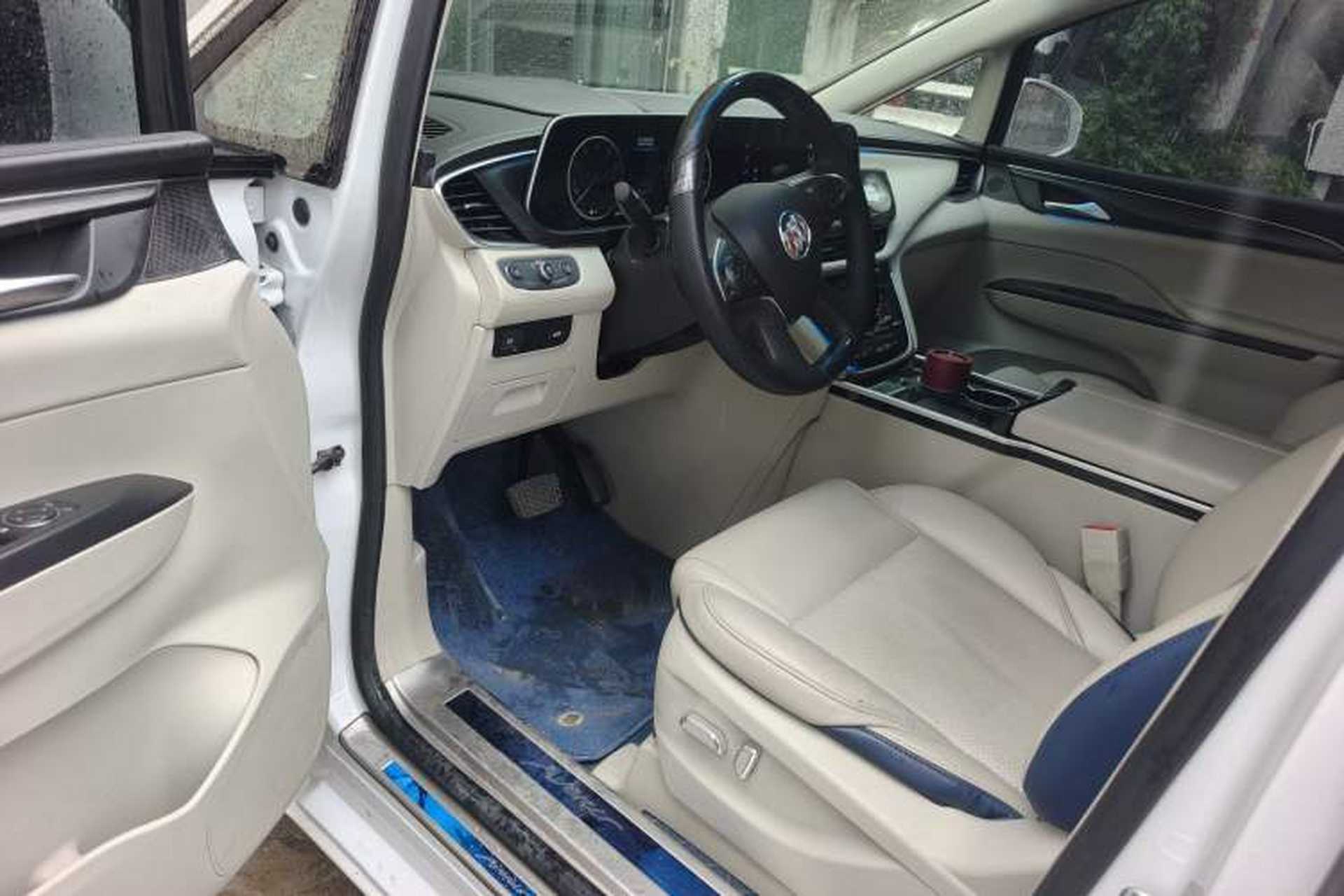 Used Buick GL8 2023 ES Lu Zun Comfort Model Left Front Seat
