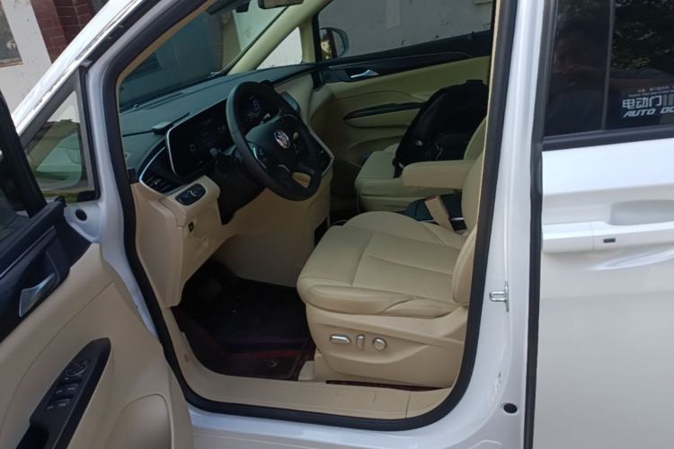 Used Buick GL8 2023 ES Lu Zun Deluxe Model Left Front Seat