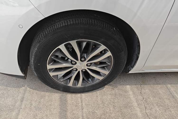 Used Buick GL8 2023 ES Lu Zun Deluxe Model Left Front Wheel Hub